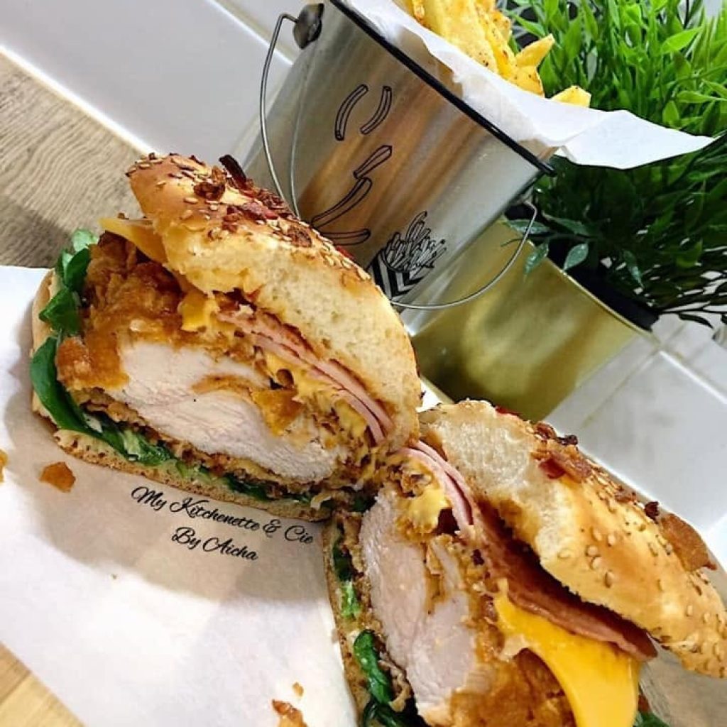 CHICKEN BURGER CBO MCDO 2